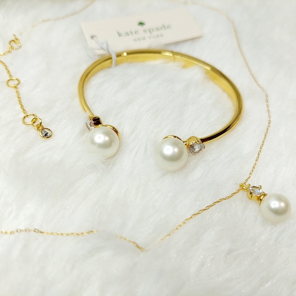 🎀 Kate Spade pearls of wisdom jewelry set - Picture 7 of 8